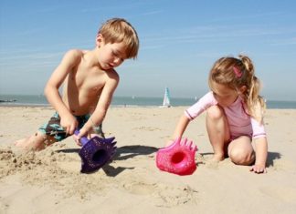 21 beach activities for kids