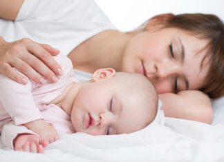 babies between 6-9 months and common sleep problems