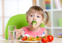 7 Ways to Manage a Healthy Diet for Your Child