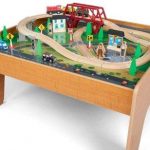 train set with table