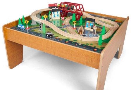 train set with table
