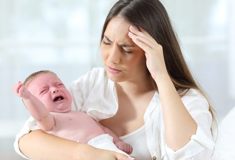 Nausea while Breastfeeding: Causes and Remedies for New Moms