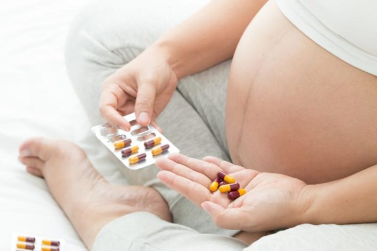 acyclovir side effects in pregnancy