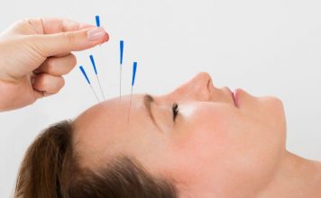 pressure points to induce labor