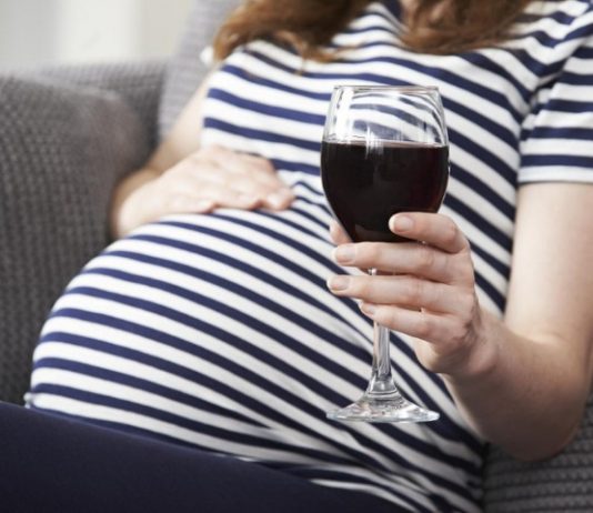 drinking red wine during pregnancy