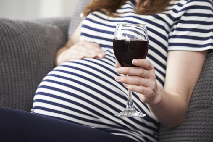 Risks Of Drinking Wine During Pregnancy
