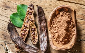 what is carob powder