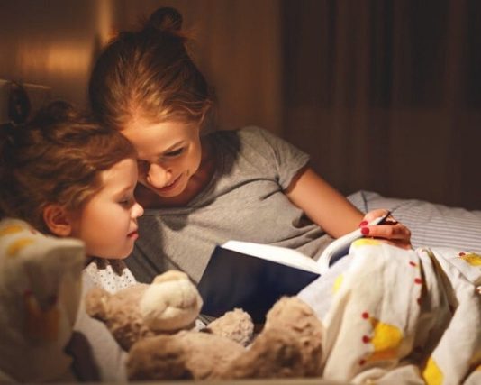 reading bedtime stories for children