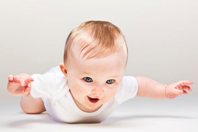 Pros and Cons of Having a Designer Baby | Parentinghealthybabies.com