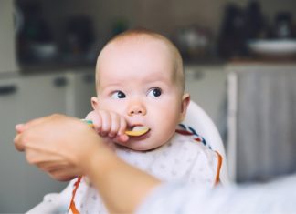 feeding baby solids for the first time