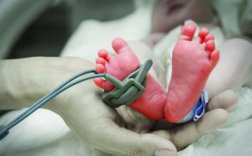 baby born at 35 weeks