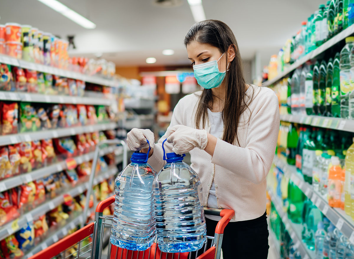 precautions for grocery shopping during coronavirus pandemic 