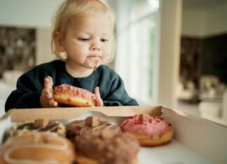Safe and comfortable feeding environment